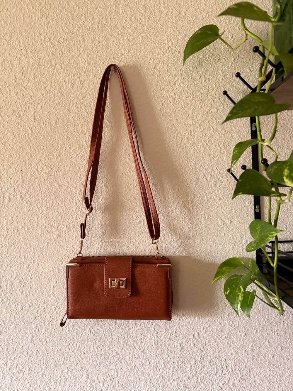 Classic Convertible Crossbody Bag in Brown